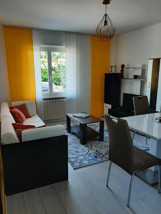 Stanovanje Zusterna Appartement *